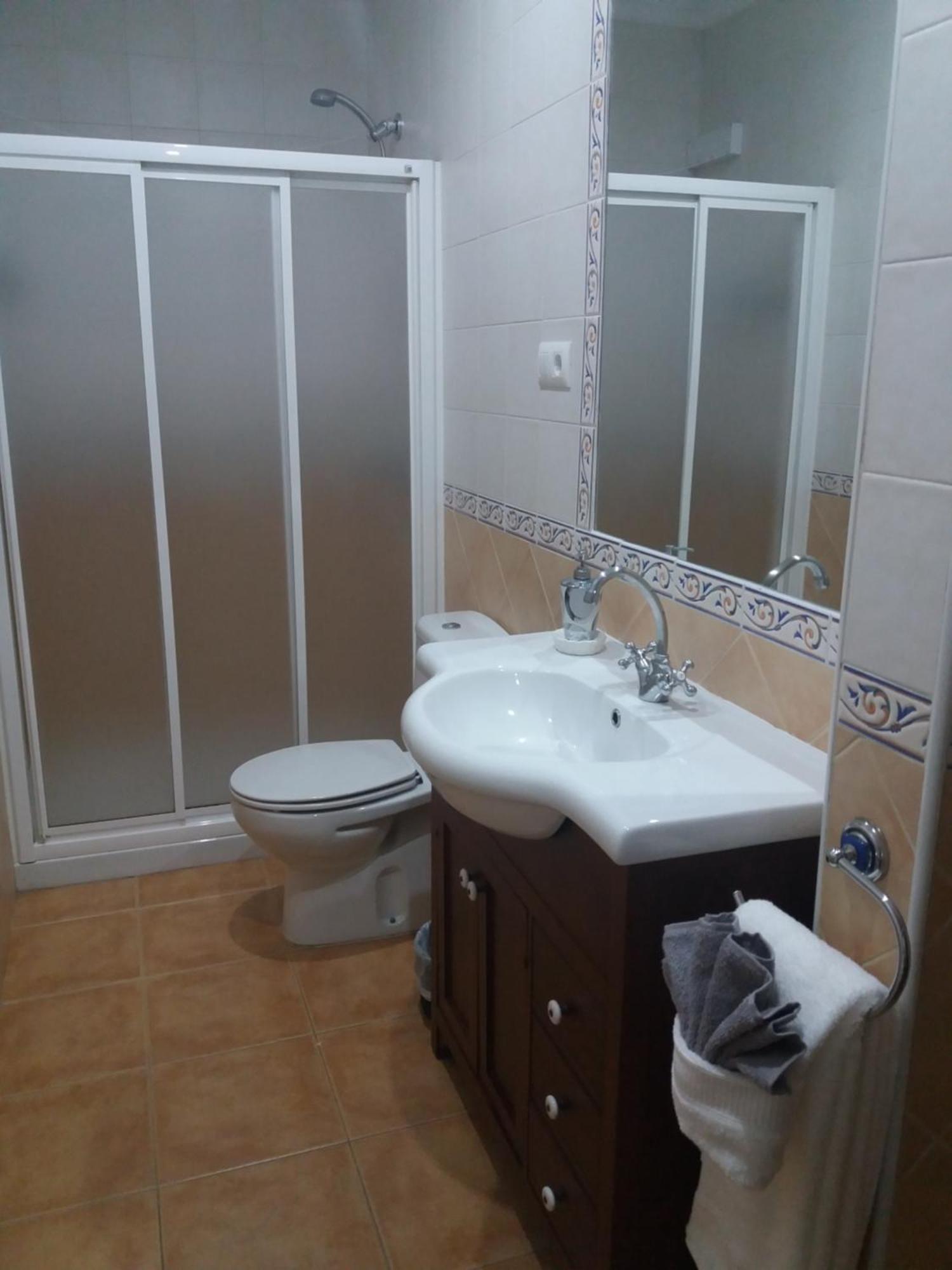Antequeruela Tourists Home โตเลโด ภายนอก รูปภาพ