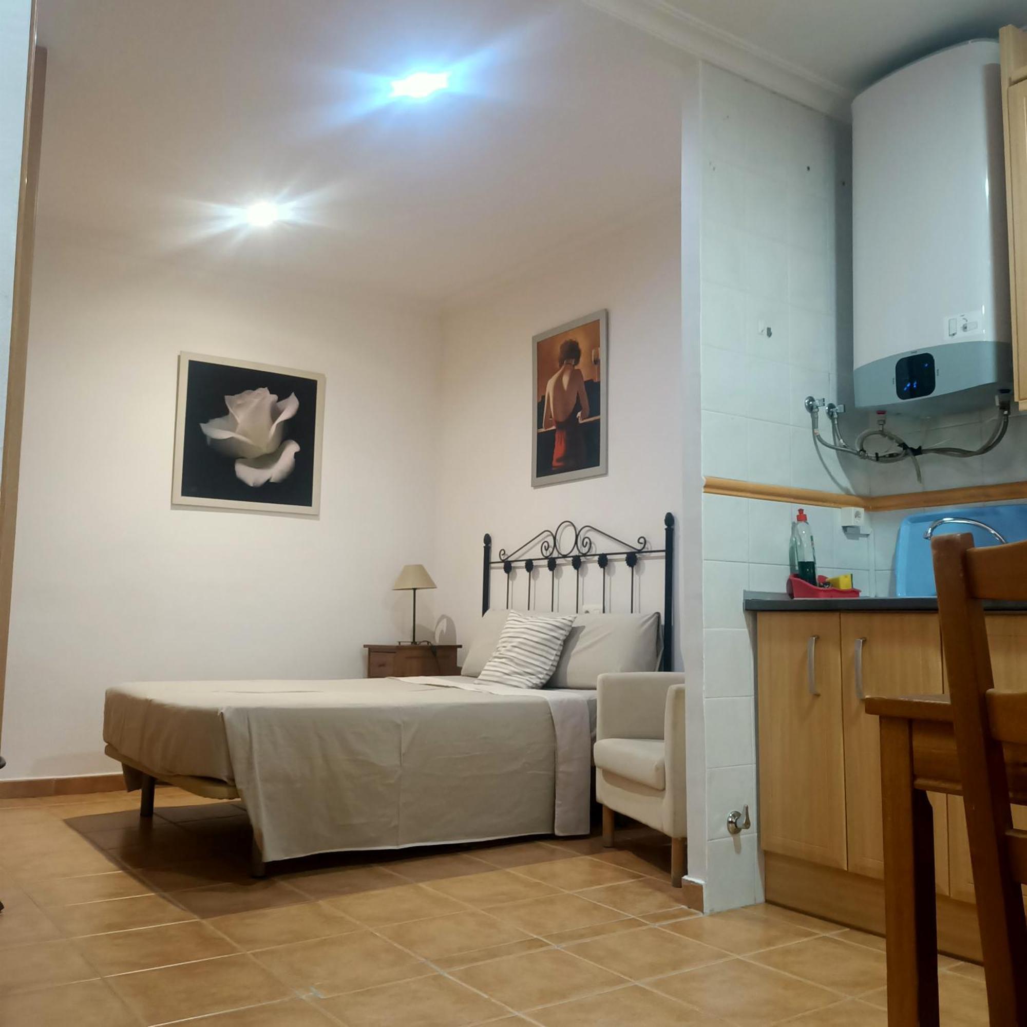 Antequeruela Tourists Home โตเลโด ภายนอก รูปภาพ