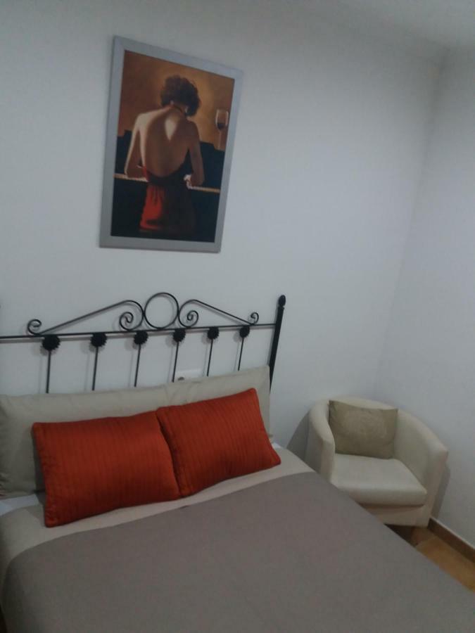 Antequeruela Tourists Home โตเลโด ภายนอก รูปภาพ